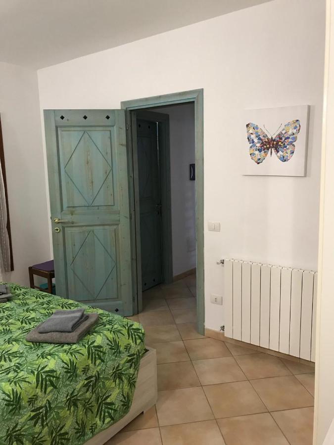 21 Via Del Faro Apartment Олбия Екстериор снимка